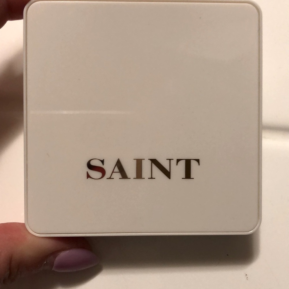 SAINT COSMETICS: Blush in Living Coral